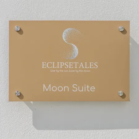 Apartment Eclipse Tales