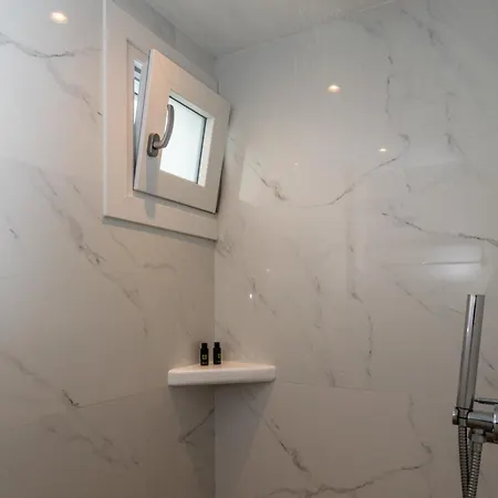 Eclipse Tales Apartment *