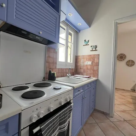 Eclipse Tales * Adamantas (Milos)