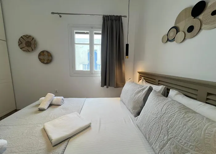 Eclipse Tales Milos, Port Area *