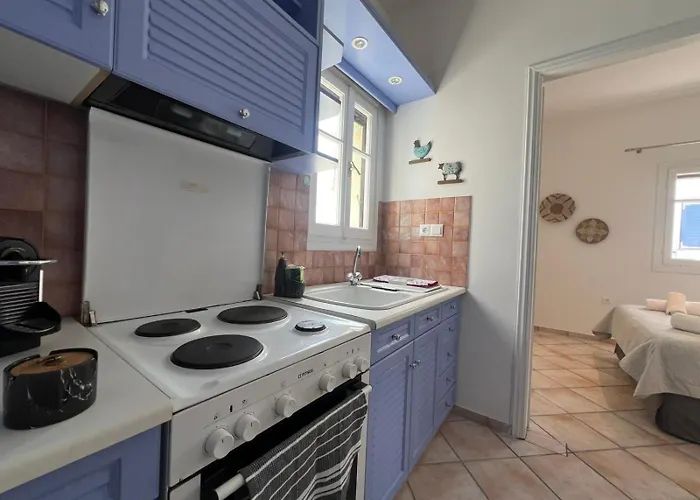 Eclipse Tales * Adamantas (Milos)